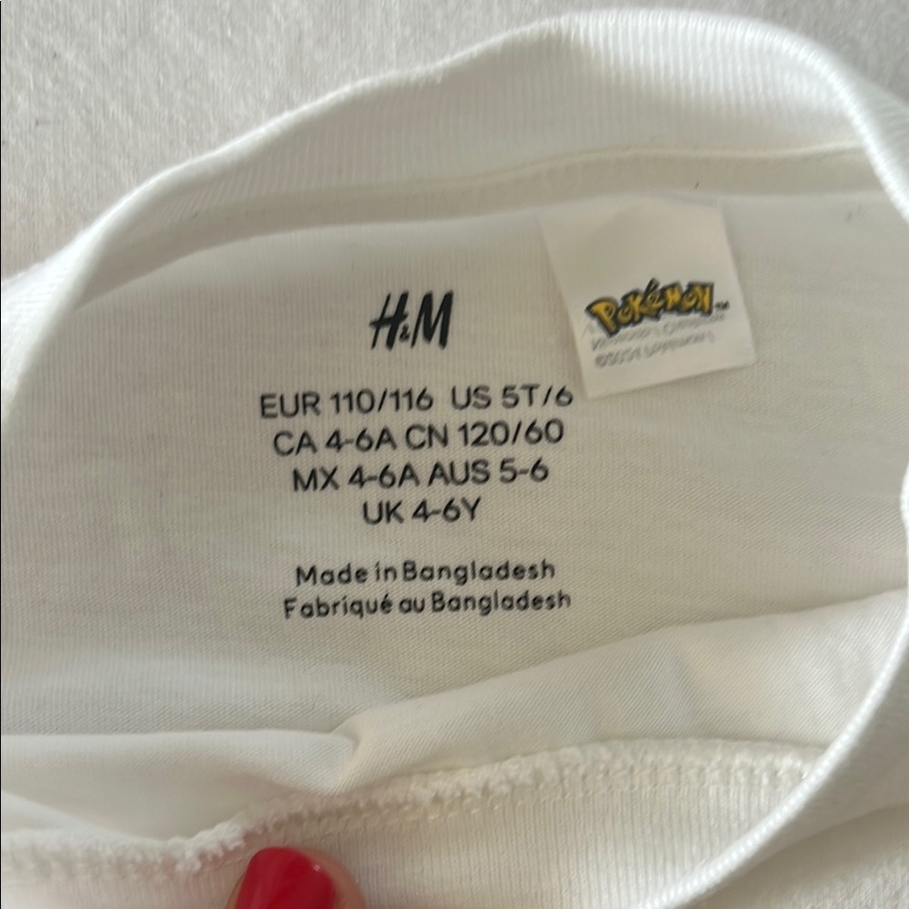 NWOT Kids Pokémon Pikachu T-Shirt - White and Yellow 5T/6 gotta catch em all - Picture 2 of 3